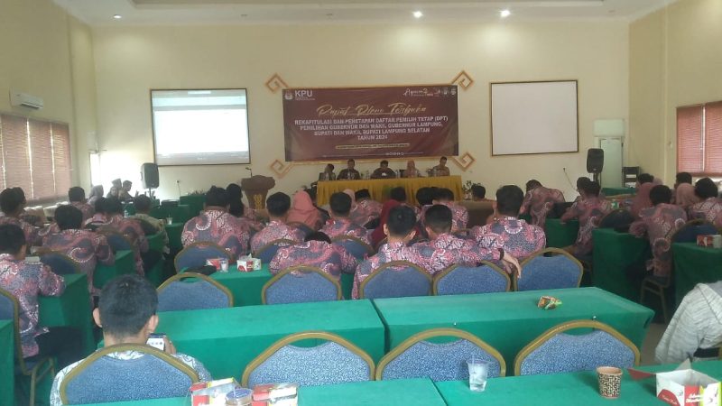 Gelar Rapat Pleno Terbuka Rekapitulasi dan Penetapan DPT, KPU Kab. Lamsel Tetapkan 790.716 Pemilih