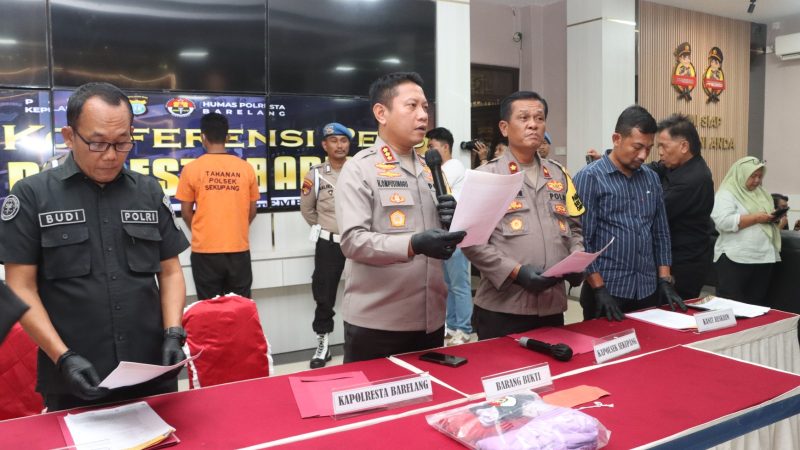 Kapolresta Barelang Gelar Konferensi Pers Ungkap Kasus Persetubuhan Terhadap Anak di Bawah Umur, Pelaku Ayah Tiri Korban