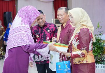 Pj Bupati Kampar Hadiri Pisah Sambut Danrem 031/Wira Bima