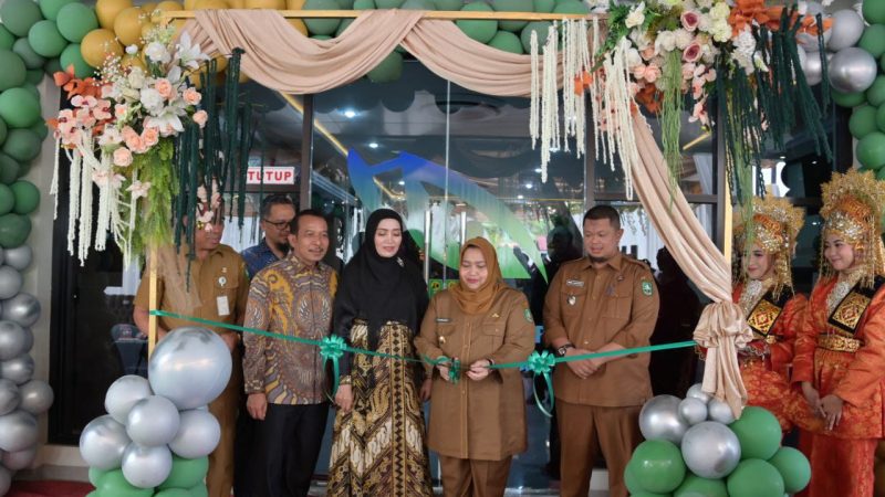 Resmikan Klinik Utama Duri Eye Center, Bupati Harapkan Bisa Beri Pelayanan Kepada Pengguna BPJS