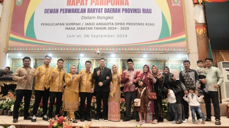 Dilantik Sebagai Anggota DPRD Termuda se-Indonesia, Nalladia Ayu Rokan Siap Perjuangkan Aspirasi Masyarakat Rohil