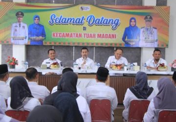 Pj Wali Kota Pekanbaru Tekankan Netralitas ASN Kecamatan Tuah Madani di Pilkada