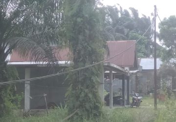 Kabel Listrik Bertegangan Tinggi Melintang Ditengah Jalan, Kinerja PT PLN Persero UP3 Pekanbaru Abaikan Keluhan Masyarakat