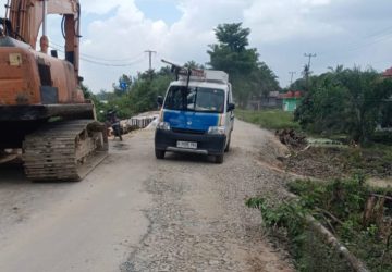 Jalan Lintas Pekan Tua Inhil – Inhu Sudah Bisa Dilalui Kendaraan Roda 4