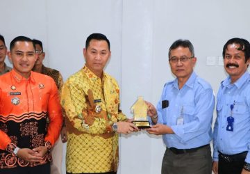 Pj Bupati Ingatkan Kewajiban dan Tanggung Jawab Sosial Serta Kontribusi ke Daerah Kepada PT.MHP dan PT.TEL