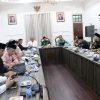 PJs Bupati Bengkalis Rapat Bersama Pj Gubri Bahas Rencana Pembangunan Jembatan Bengkalis-Bukit Batu