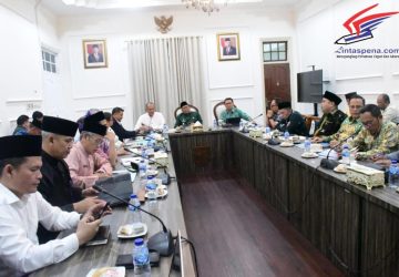 PJs Bupati Bengkalis Rapat Bersama Pj Gubri Bahas Rencana Pembangunan Jembatan Bengkalis-Bukit Batu