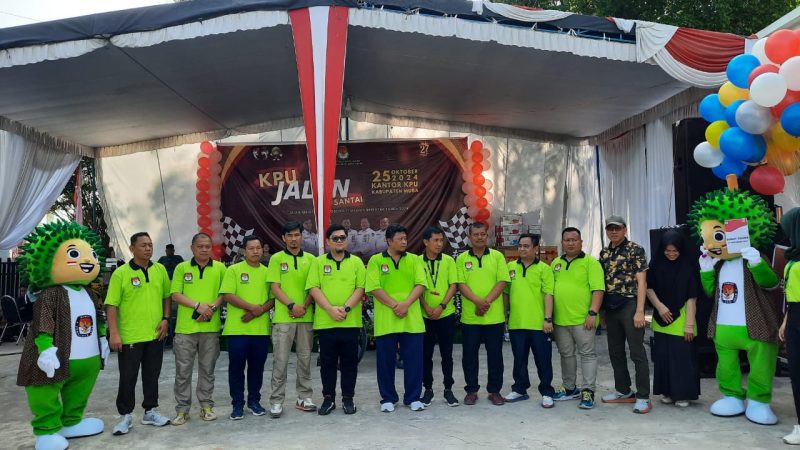 Masyarakat Antusias Ikuti Jalan Sehat Menyongsong Pemilihan Serentak Tahun 2024