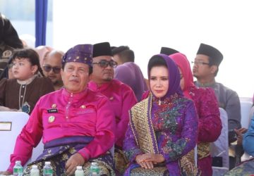 Bupati Rohul Bersama Rombongan Hadiri Langsung Pelepasan Pawai Taaruf MTQ Prov. Riau di Kota Dumai