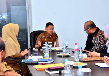 Pj Bupati Kampar Pimpin Rapat Exit Meeting dengan BPK RI Perwakilan Provinsi Riau Terkait Pemeriksaan Kinerja Pengelolaan Belanja Daerah