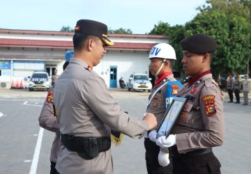 Kenaikan Pangkat dan PTDH di Polres Inhu: Pelajaran Berharga tentang Dedikasi dan Disiplin