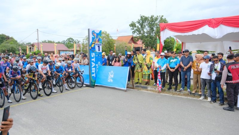 Etape Pertama Tour De Siak dilepas Oleh Sekda Siak Arfan Usman