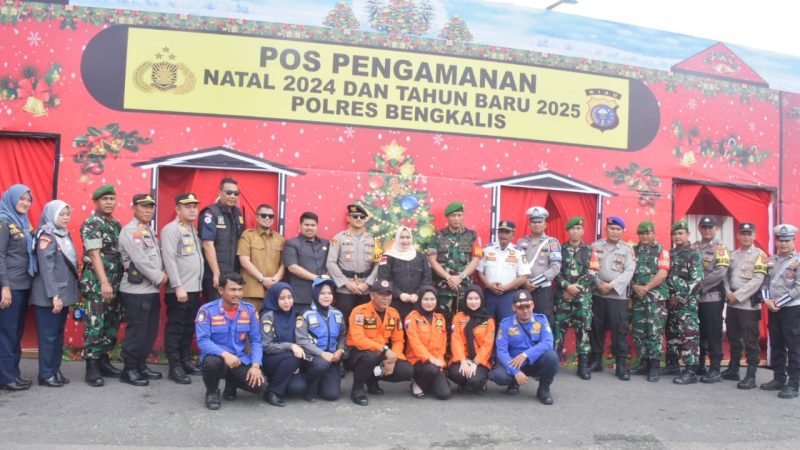 Pastikan Perayaan Nataru Tetap Aman dan Kondusif, Kasmarni Tinjau Sejumlah Posko Pengamanan