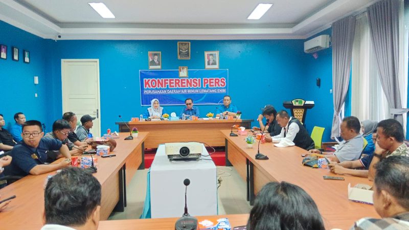 Konferensi Pers PDAM Lematang Enim Penyesuaian Tarif Air Minum Tahun 2025