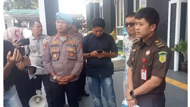 Diduga Kejaksaan Negeri Sungai Penuh Terkesan Arogan Hadapi Aksi Demo LSM Petisi Sakti