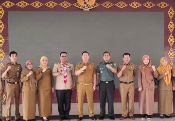 Pj. Bupati Tagetkan Makan Bergizi Gratis 3.000 siswa Di 3 Kecamatan