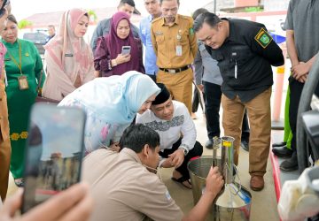 Bupati Bengkalis Tinjau SPBU di Jalur Mudik Lintas Timur Bathin Solapan