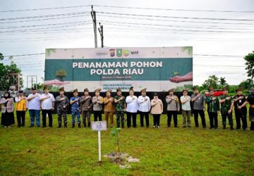 Bupati Bengkalis Ikuti Kegiatan Penanaman 10.000 Pohon yang Diselenggarakan oleh Kapolda Riau