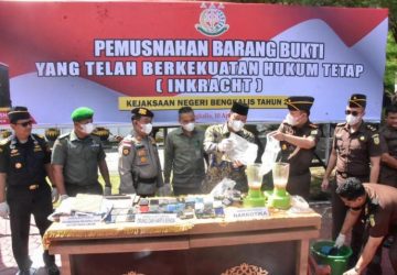 Kejari Bengkalis Musnahkan Barang Bukti Inkracht Kasus Narkotika, Kamnegtibum dan TPUL