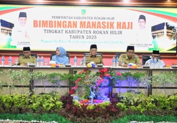 Bupati Rohil Buka Secara Resmi Bimbingan Manasik Haji Tingkat Kabupaten Tahun 2025