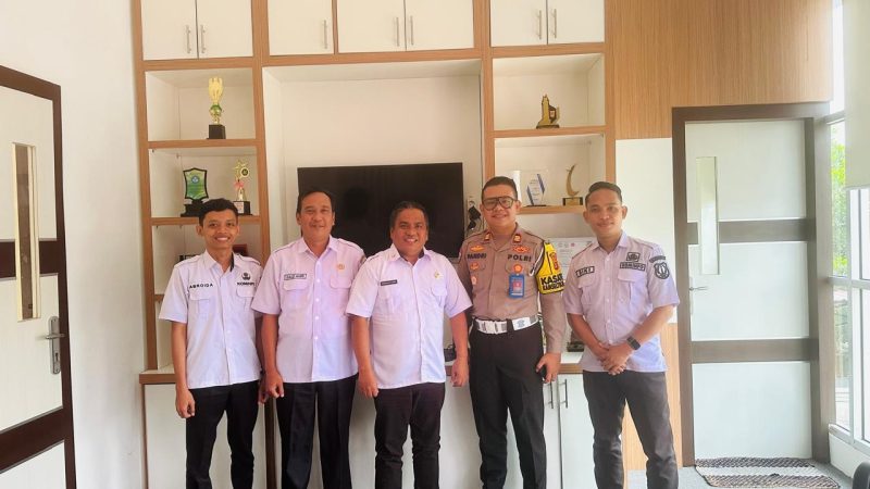 Tindakan Duplikasi Identitas di Media Sosial: Edukasi dan Langkah Tindakan