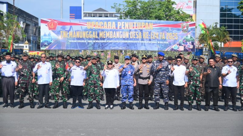 Dipimpin Korem 031/Wirabima, Bupati Bengkalis Hadiri Upacara Penutupan TMMD Ke-124 Tahun 2025