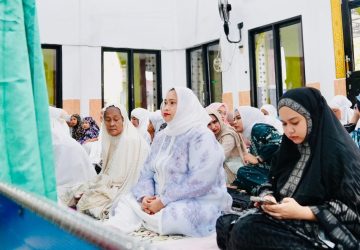 Rayakan Idul Adha di Muara Basung, Kasmarni Ajak Warga Saling Peduli dan Saling Menguatkan