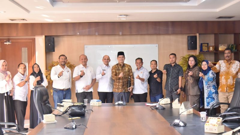 Komisi III dan DPMPTSP Riau Berdiskusi terkait Mekanisme Perizinan Usaha dan Upaya Mendorong UMKM