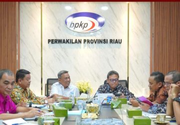 Bupati Dan Wakil Bupati Upayakan Kepulangan Jamaah Haji Langsung Ke Bandara Tuanku Tambusai