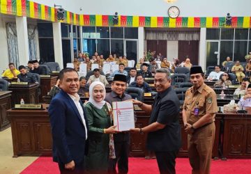 Bupati Anton sampaikan Ranperda Pertangungjawaban Pelaksanaan APBD T/A 2024