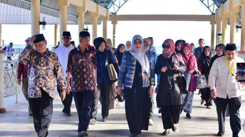 Istri Menteri Agama RI Tiba di Negeri Junjungan, Siap Jalankan Tugas sebagai Pengawas MTQ ke-43 Riau