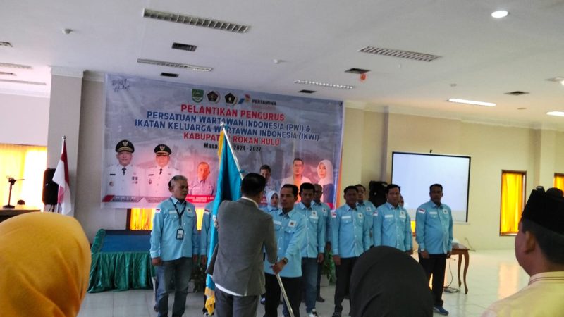 PWI Rokan Hulu Dilantik, Wakil Bupati dan Forkopimda Hadiri Acara