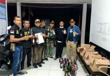 Ratusan botol Miras berbagai merek berhasil diamankan Satpol PP Siak pada acara orgen tunggal