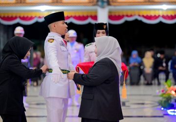 Bupati Kasmarni Kukuhkan 36 Anggota Paskibraka HUT Ke-80 RI Kabupaten Bengkalis