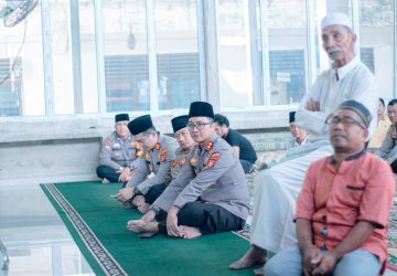 Perkuat Sinergi, Kapolres Bengkalis Solat Goib dengan Ojek Online dan BEM