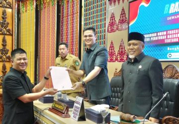 Optimalisasi Pajak dan Efisiensi SOTK, DPRD Sampaikan Pandangan Umum