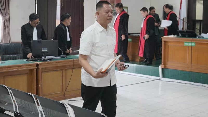 Mantan Pj Walikota Pekanbaru Divonis 5,5 Tahun Penjara