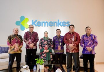 Bupati Bengkalis Kasmarni Hadiri Penandatanganan Keputusan Bersama Perizinan Tenaga Medis dan Kesehatan Melalui MPP Digital Nasional