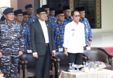 Upacara 17 Hari Bulan, Walikota Batam Amsakar Ajak Forkopimda Jaga Kekompakan dan Sinergi Antar Instansi