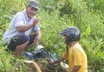 Pemdes Sei Kuning Bersatu Padu Buka Akses Saluran Air untuk Warga