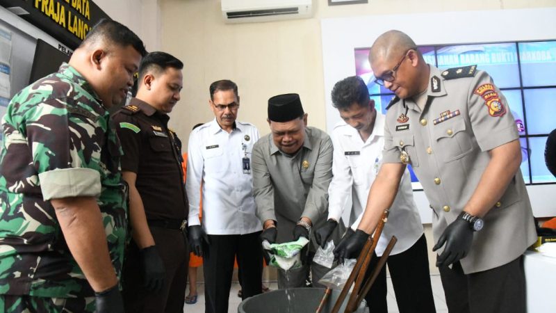 Polres Musnahkan 896,13 Gram Sabu, Bupati Bengkalis Berikan Apresiasi Tinggi