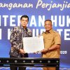 Komitmen untuk Keadilan, Bupati Rokan Hulu Terima Penghargaan dari Kemenkumham RI