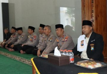 Polres Nganjuk Gelar Binrohtal, Jadikan Surat Al-Ikhlas Landasan Melayani Masyarakat
