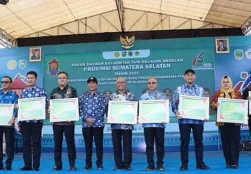Bupati Muara Enim Raih Pin Emas KTNA, Bukti Komitmen Maju dan Sejahterakan Petani