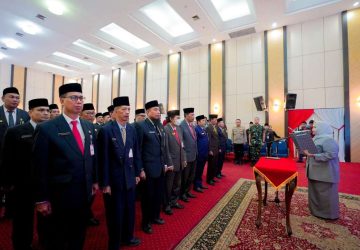 Bupati Kasmarni Lantik 31 Pejabat Pimpinan Tinggi Pratama, 15 Pejabat Pindah Posisi
