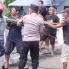 Kerja Bakti di Sungai Ploso, Polsek Nganjuk Kota Ajak Warga Antisipasi Banjir