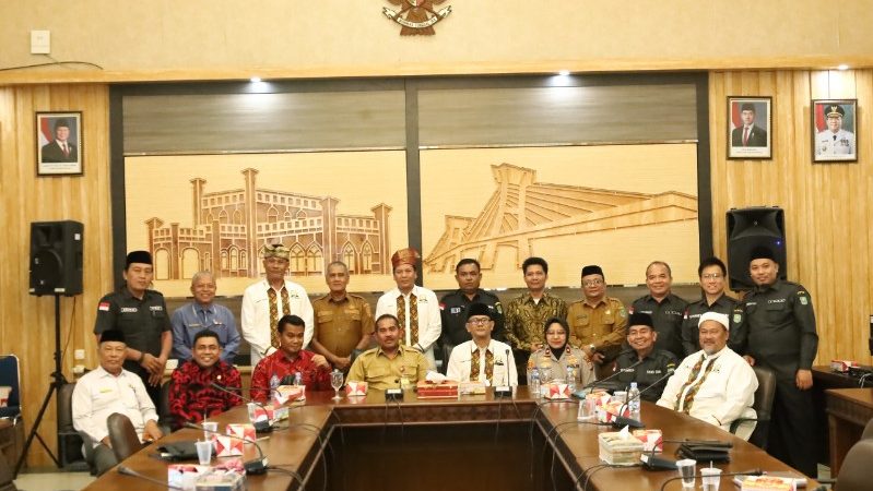 Monitoring dan evaluasi Forum Kerukunan Umat Beragama di Kabupaten Siak
