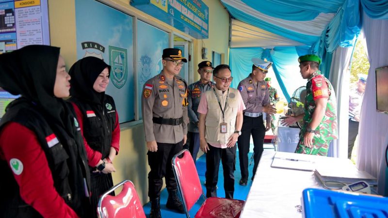 Wakili Bupati, Sekda Bengkalis Kunjungi Posko Nataru 2026 di Kecamatan Pinggir