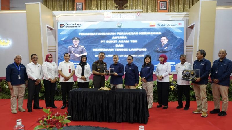 Proyek Strategis Sesuai GCG, PTBA, Kejati Lampung Tandatangani PKS Bantuan Hukum dan TJSL