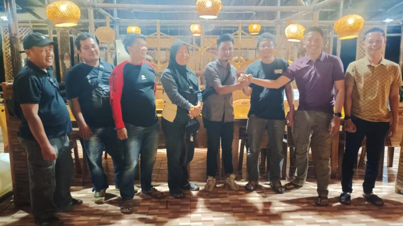 Silaturahmi PT.DHJ dan PT.NJS Bersama Karang Taruna Desa Darmo